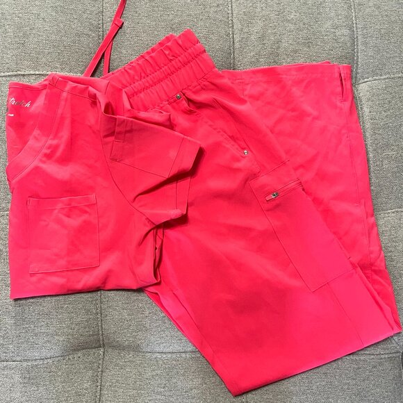 UA Ellie Scrub Set - Picture 5 of 5